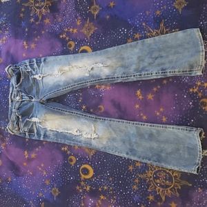Worn Out Style Jeans